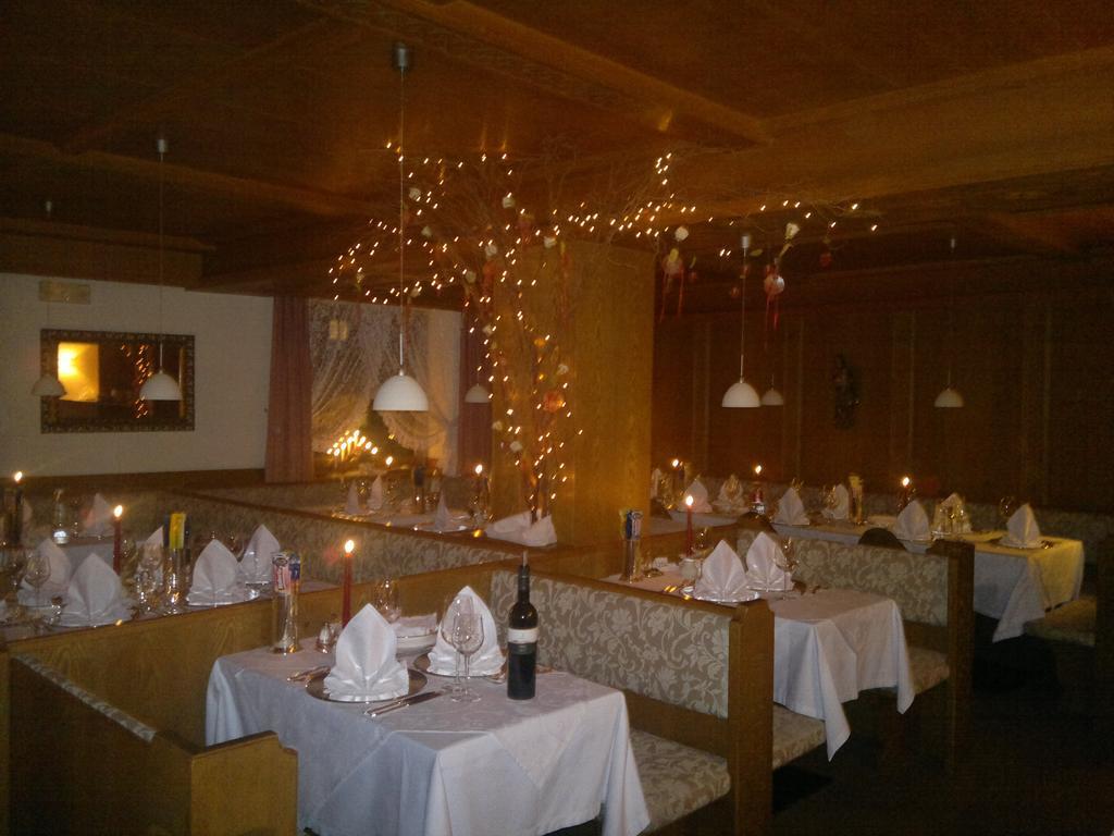 Hotel Ingram Sëlva Buitenkant foto